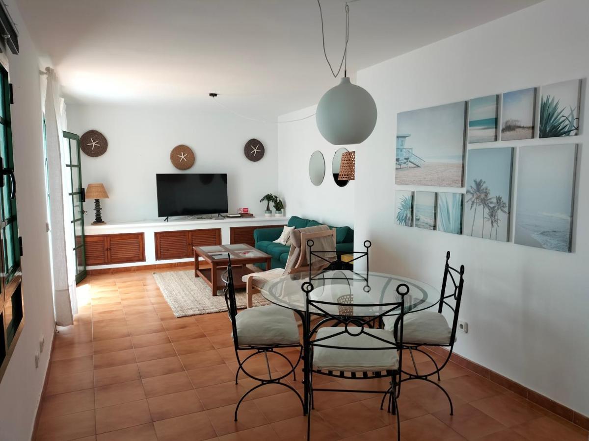 Apartamento Amura En Playa De Las Cucharas Costa Teguise Luaran gambar